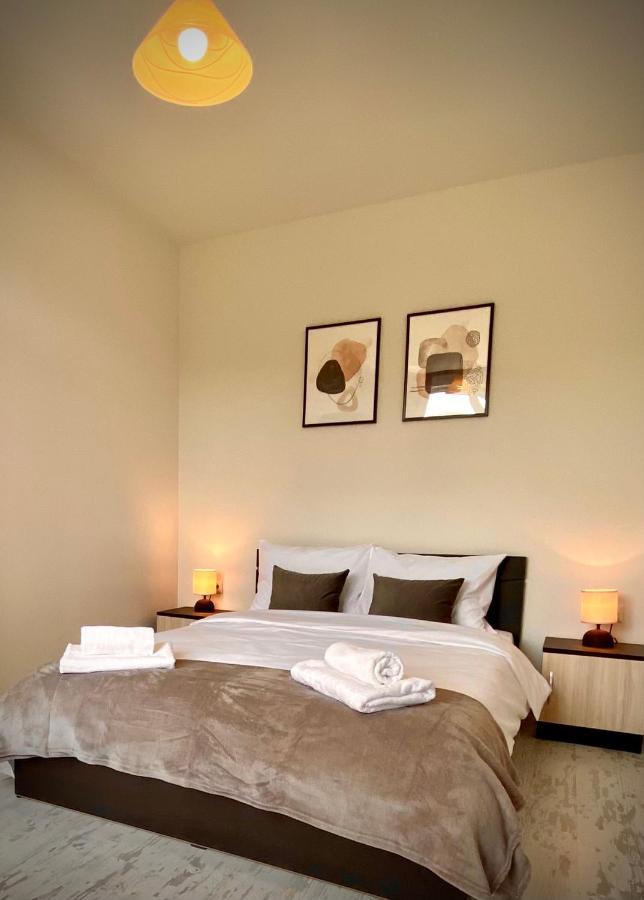 Cozy & Modern 1Br Apart For 4 Guests Next To Medical University & Free Parking Stara Zagora Exterior photo
